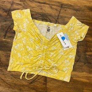 Pacsun, Me to We Floral Yellow Crop Top